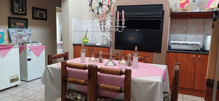 3 Bedroom Property for Sale in Oudorp North West